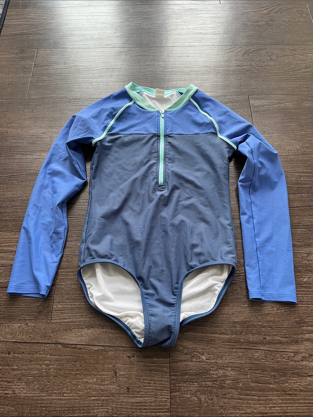 LL Bean Girl’s Swimsuit Rashguard Size 12
